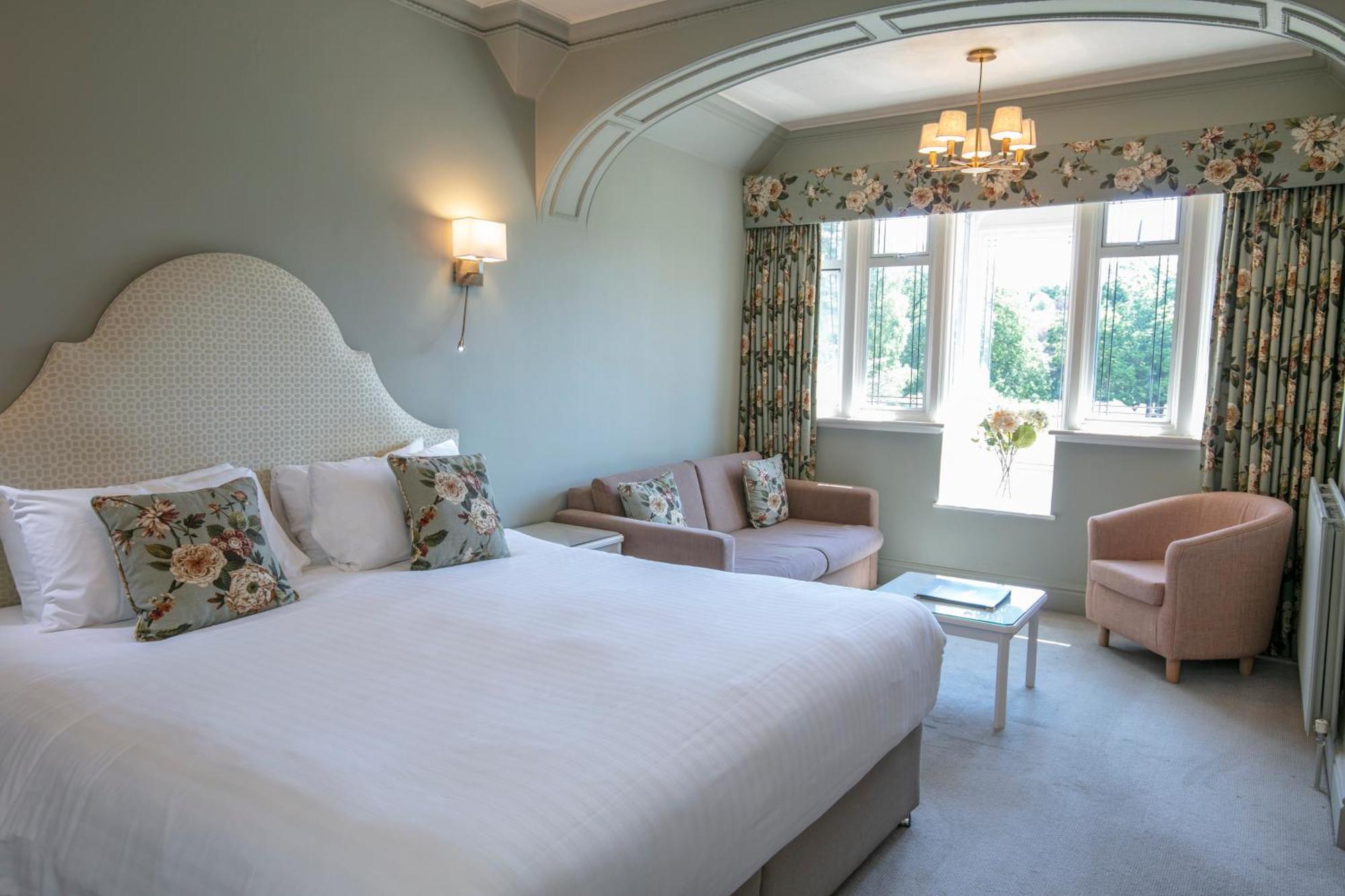 Petwood Hotel Вудхолл Спа Экстерьер фото