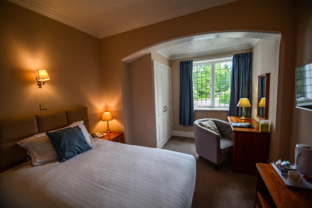 Petwood Hotel Вудхолл Спа Экстерьер фото