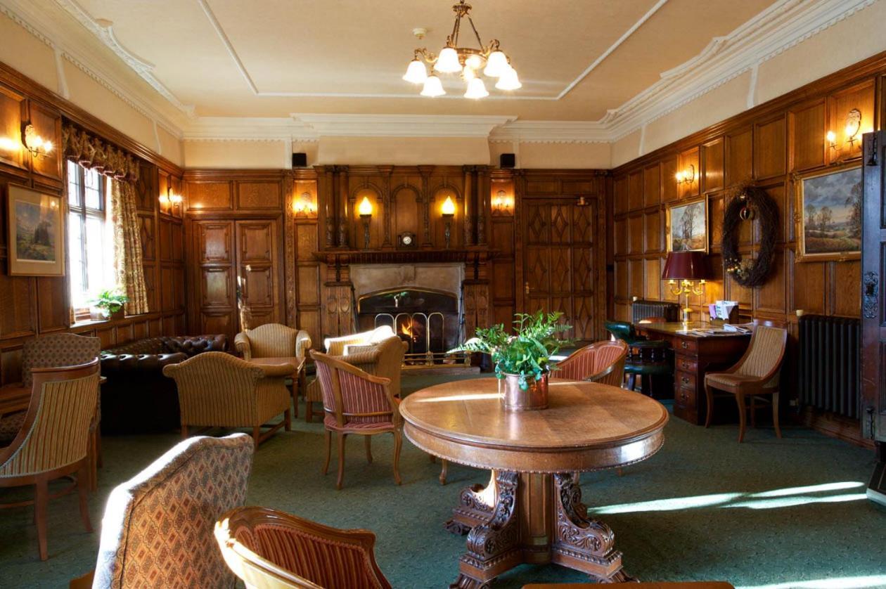 Petwood Hotel Вудхолл Спа Экстерьер фото